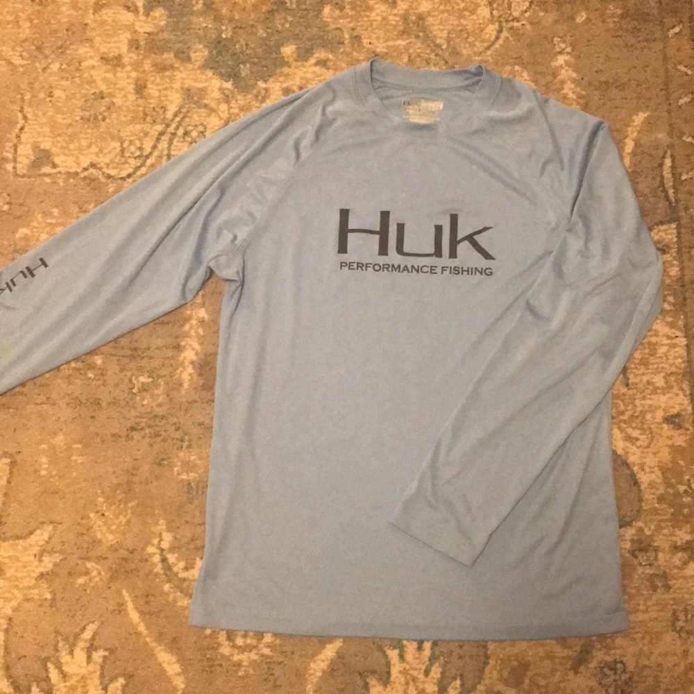 Huk Performance Fishing shirt (Men’s Small)
